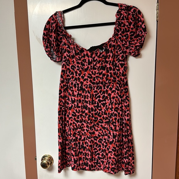 Leopard Dress - Picture 4 of 6